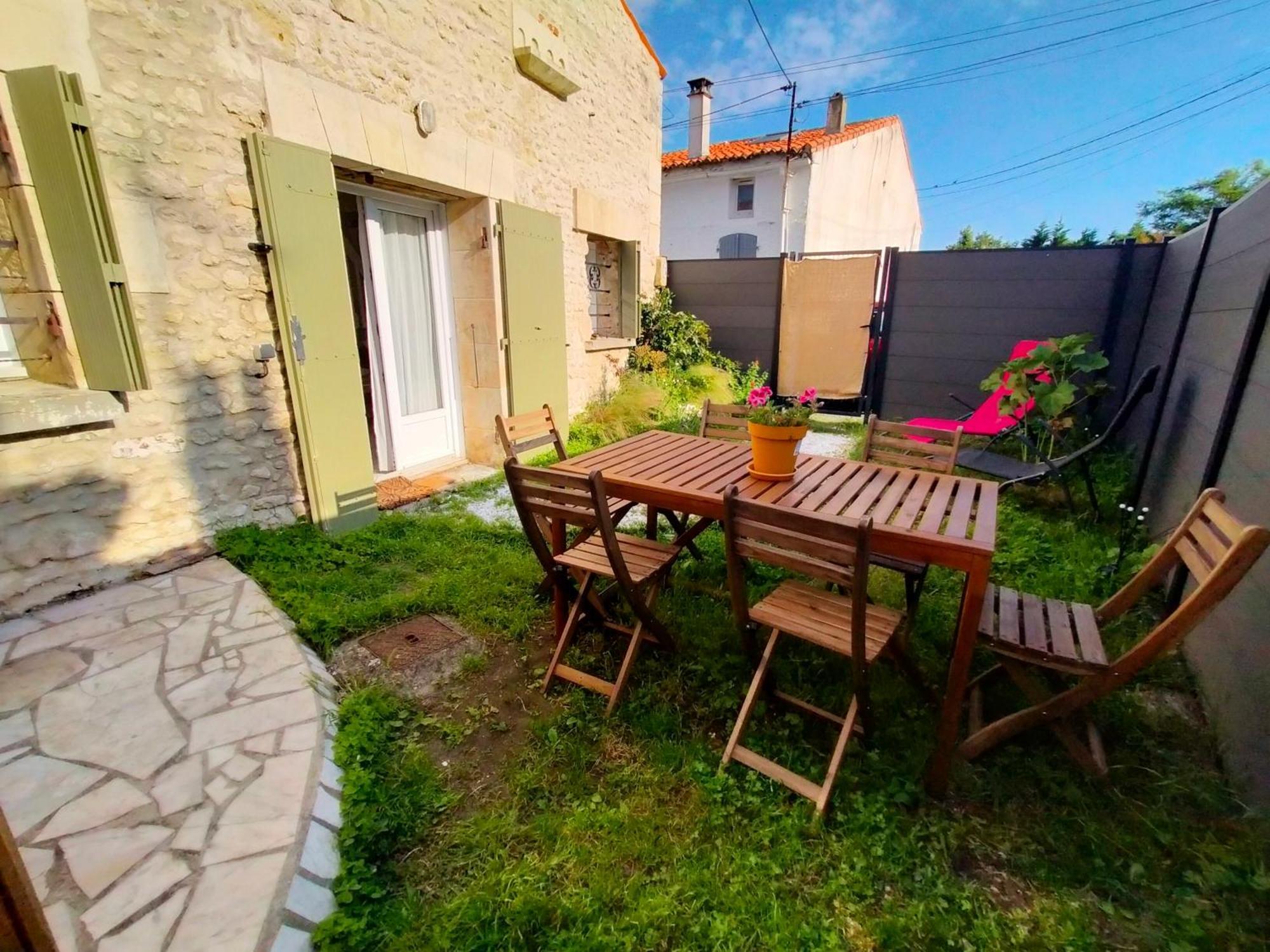 Soleil Villa Royan Luaran gambar